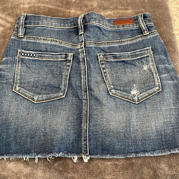 Blank denim mini skirt, size 25 - Picture 3 of 4